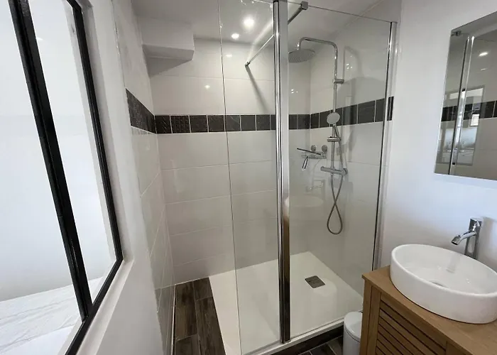 4 Couchages Cap D'agde Naturisme Cn060-e69 *