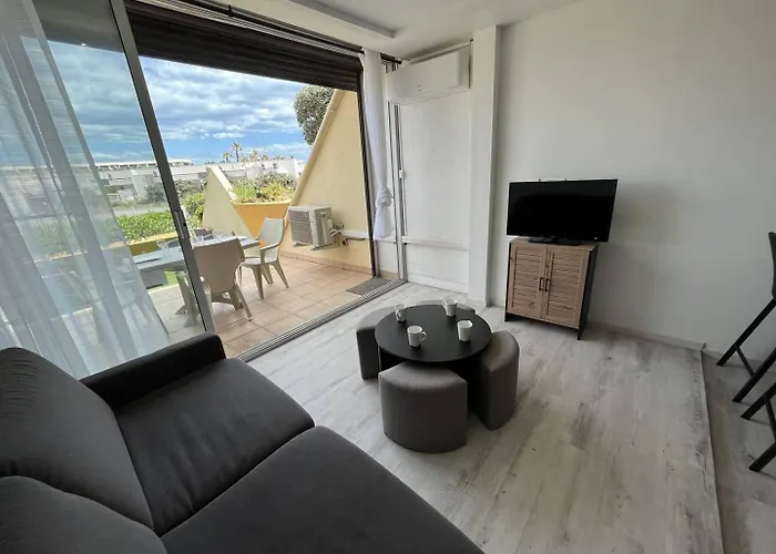 4 Couchages Cap D'agde Naturisme Cn060-e69 *